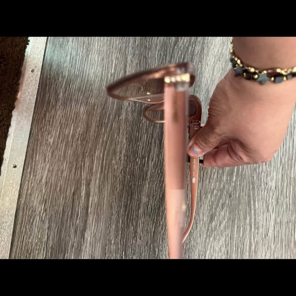 2 PAIRS OF NINE WEST SUNGLASSES - Picture 3 of 5